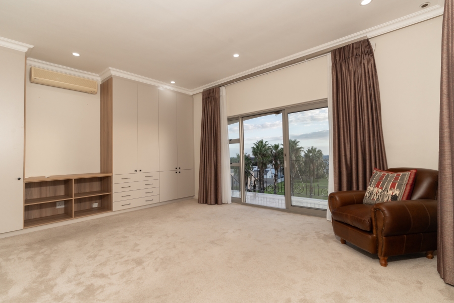 5 Bedroom Property for Sale in Greenways Golf Estate Western Cape